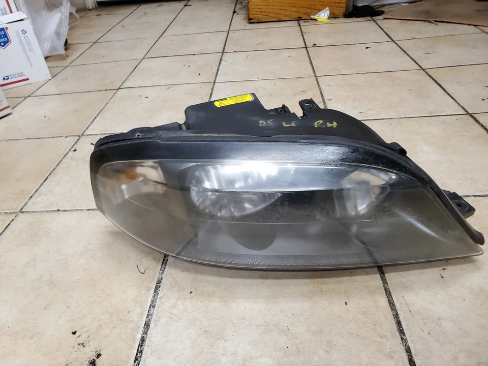 Faro xenón oculto lado derecho pasajero Lincoln LS 2003 2004 2005 2006 Foto 1 de 1