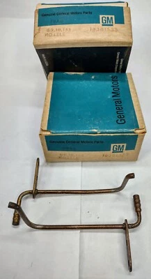 PAR DE BOQUILLAS DE LAVADO DE PARABRISAS 1963 OLDSMOBILE OLDS 88 SUPER DINÁMICO NOS 381553 Foto 1 de 4