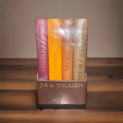 J.R.R. TOLKIEN Deluxe Pocket Boxed Set THE HOBBIT & THE LORD OF THE RINGS SEALED - Image 1 of 4