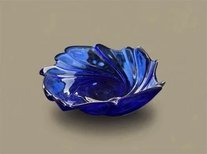 Vintage Cobalt Blue Swirl Glass Dish – Art Glass Bowl – Decorative VGC. - Picture 1 of 11