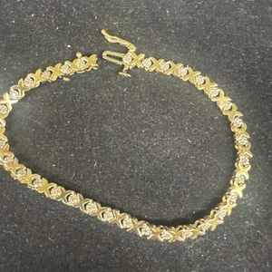 Solid 10k Gold Real Diamond Tennis Bracelet 4.7 Grams Not Scrap 7in Long - Picture 1 of 11