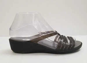 Sandalias Crocs Isabella para mujer talla 6 negras con tiras cómodas informales zapatos de resort - Imagen 1 de 13