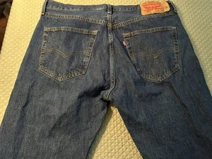 Levi's 501 Button Fly Jeans Herren 36x30 Straight Leg Medium Wash Denim - Bild 1 von 7