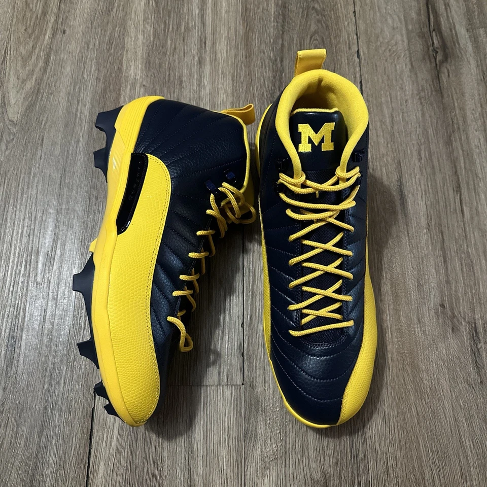 Botín de fútbol americano Jordan 12 Michigan emitido por el equipo talla 15 nuevo Ds PE exclusivo para jugadores Foto 1 de 4