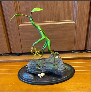 Fantastic Beasts Pickett Life-Size Statue Figure Masterline Newt Harry Potter - Picture 1 of 12