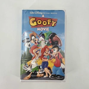 Walt Disney's A Goofy Movie VHS ~ 1995 in Clamshell Case Animated Disney Video - Picture 1 of 7