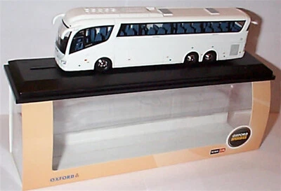 OXFORD 1/76  IRIZAR PB BUS/COACH Plain White 76IRZ005 - Image 1 of 2