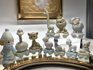VINTAGE ENESCO SAMUEL J. BUTCHER PRECIOUS MOMENTS BABY TRAIN 0-8 - Picture 1 of 17