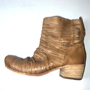VIC MATIE  Tan Sliced Leather Ankle Boots  38 ~ EUC - Picture 1 of 6