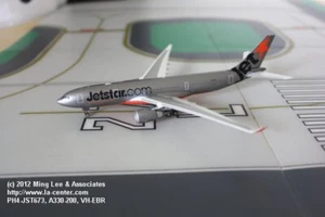 Phoenix Model Jetstar Airbus A330-200 in Old Color Diecast Model 1:400 - Picture 1 of 1