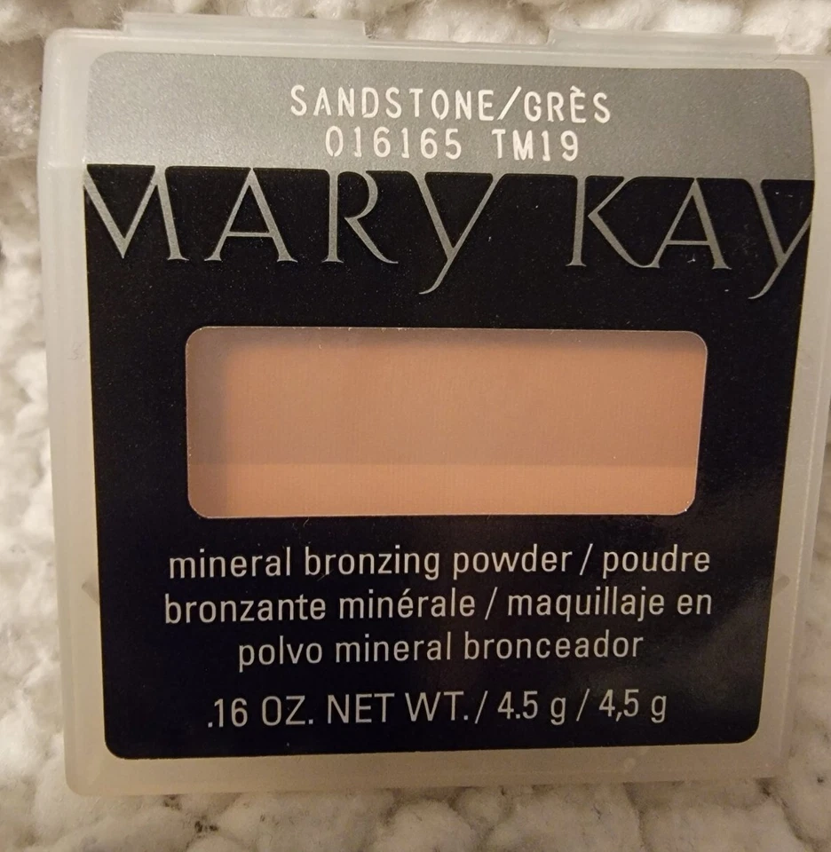 Mary KAY MINERAL BRONZING POWDER SANDSTONE, New in Case - Image 1 of 1