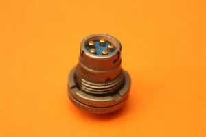 ROCKWELL COLLINS PRC-515 RU-20 MP-20 - U-183/U 5 pin connector p/n 372-2180-000 - Picture 1 of 4