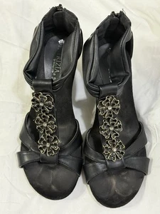 Patrizia by Spring Step Poppy-BB Wedge Sandals Size 7.5-8 Black Leather Floral - Picture 1 of 15