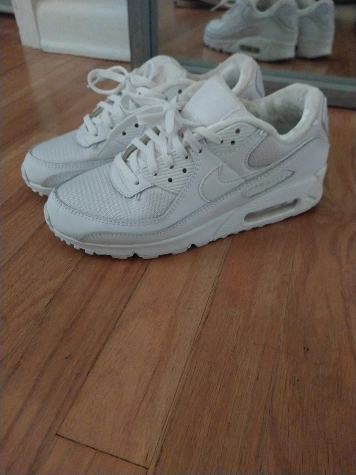 Talla 8.5 - Nike Air Max 90 Triple Blanco W Foto 1 de 4