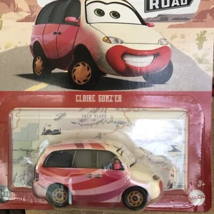 Disney Pixar Cars On The Road (2023) rosa & weiß Claire Gunz'er Spielzeugauto - Bild 1 von 3