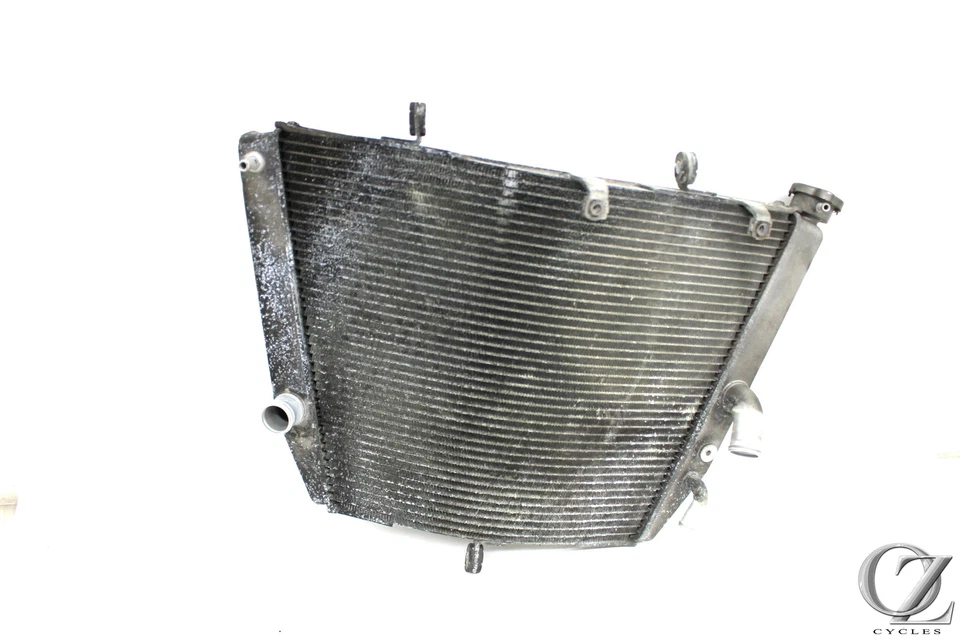 06-07 Suzuki GSXR750 Radiator OEM Foto 1 de 4