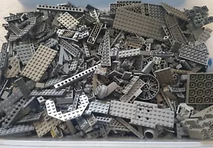 Lego 1 KG DUNKELGRAU STEINE PLATTEN SONDERTEILE Kiloware Konvolut GEREINIGT! - Bild 1 von 3