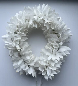WHITE JASMIN GAJRA MOGRA FLORAL FABRIC BUN HAIR STYLE INDIAN PAKISTANI BRIDE JUD - Picture 1 of 2