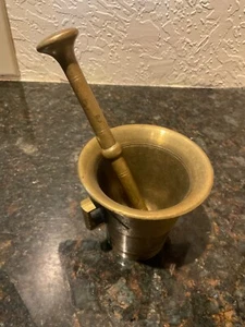Vintage SKULTUNA No. 3 Solid Brass Apothecary Druggist Mortar & Pestle Sweden - Picture 1 of 3
