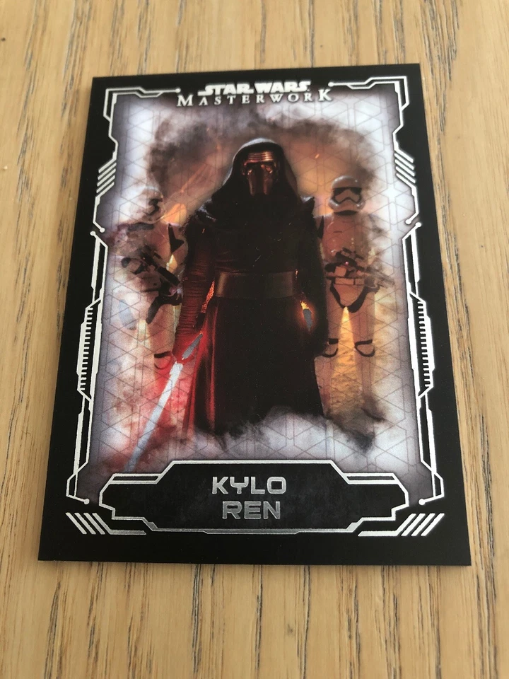 2016 Star Wars Masterwork Base Card #41: Kylo Ren - Image 1 of 1