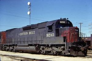 COTTON BELT 9293 HODGE TX 1977 KODACHROME TRAIN SLIDE - Picture 1 of 1