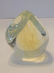 Fermacarte vintage Gilbert C Johnson vetro bimorfo opalescente firmato 1984 - Foto 1 di 4