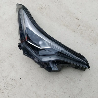 Frontscheinwerfer Toyota C-Hr Chr 81150-F4071-00 LED Rechts oder Links - Bild 1 von 4