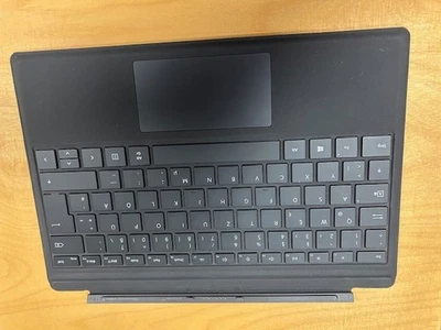 Microsoft Surface Pro Type Cover Tastatur - Schwarz - Bild 1 von 2