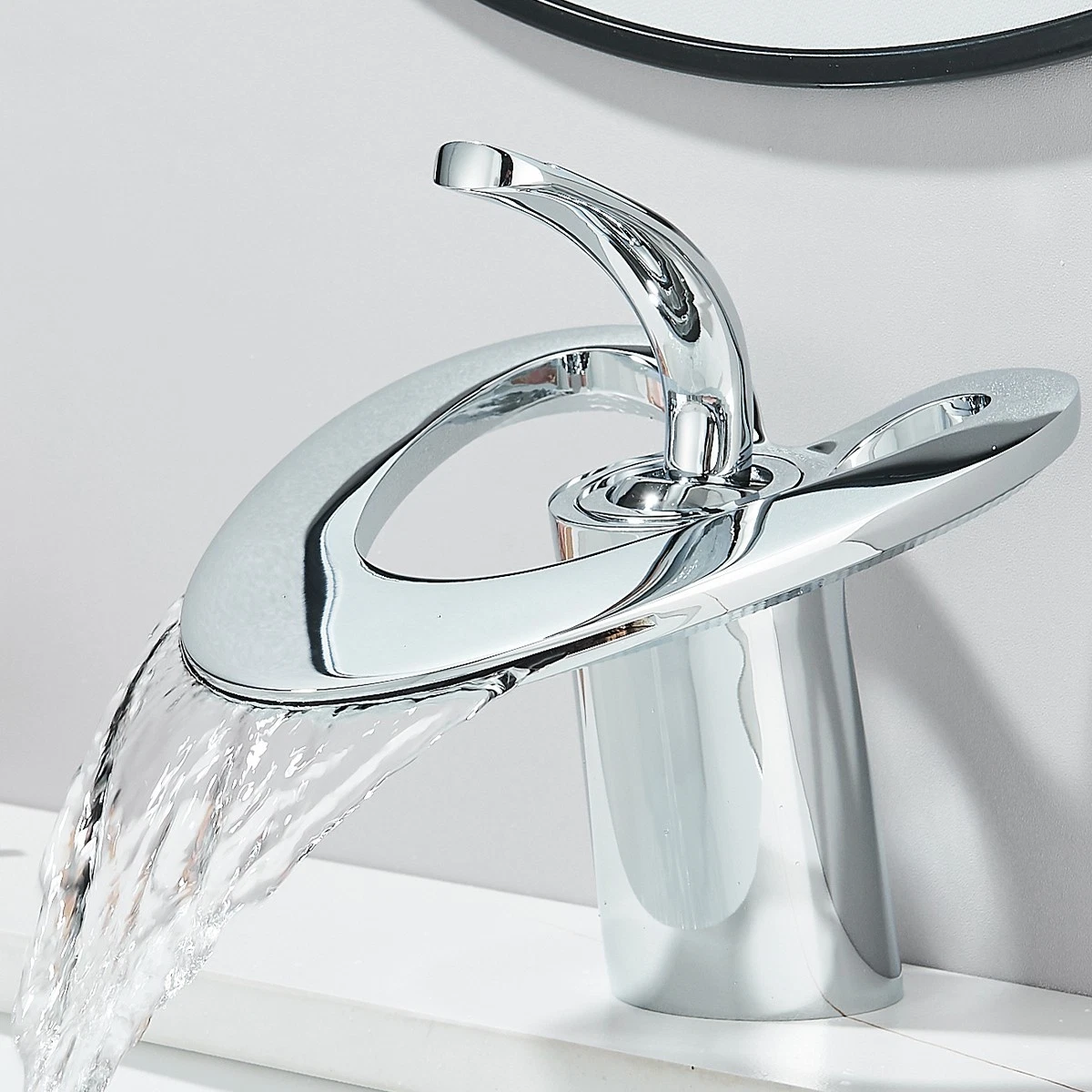 Wasserfall-Armatur Für Waschbecken – Schwarz+Chrom, Einhebelmischer, Messing – Einlochmontage