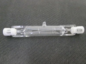 LOT OF 2 ---- EYE J130V TUNGSTEN HALOGEN LAMP BULB 130V 150W 150Q4 ***NEW - Picture 1 of 3
