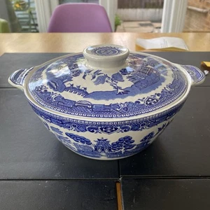Old Willow Myott covered Serving Bowl 24 cm across handles x 9 cm H - Picture 1 of 9