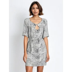 Everly Women's Black Textured Knee-Length Dress Size Medium Casual - Picture 1 of 6