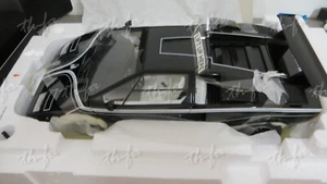  Kyosho Lamborghini Countach LP500R 1982 1:12 Model Car Black KS08617BK Neu - Bild 1 von 1