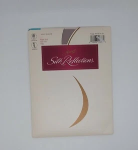 Vintage New Hanes Silk Reflections Silky Sheer Pantyhose Cntrl Top CD CLAY - Picture 1 of 2