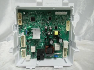 OEM Frigidaire Stack Unit Washer/Dryer Board 5304524465 (Lot #30) - Picture 1 of 4