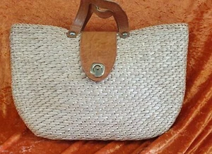 A Good Quality Straw Tote Bag With Hand Stitched Details - Picture 1 of 12