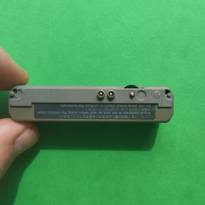 Estuche de batería externa Panasonic para reproductor de mini discos MD pines medios usados - Imagen 1 de 5