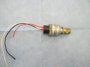 Whitman Controls Model: P117V-10H-C12L-DIS SS Body Pressure Switch  - Bild 1 von 1