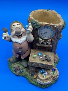 Disney Store Snow White & Seven Dwarfs DOC Desk Clock & Pen Pencil Holder READ! - Picture 1 of 13