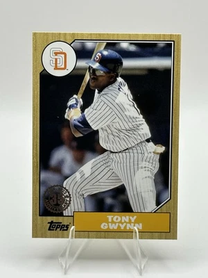 2022 Topps Series 1 - 1987 Topps Baseball 35th Anniversary Tony Gwynn #T87-57 - Image 1 of 2