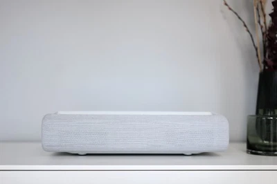 Samsung The Premiere LSP9T Smart TV UST UHD 4K Triple-Laser Projektor - Weiß - Bild 1 von 2