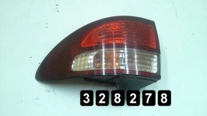 2002 TOYOTA PREVIA REAR TAIL LIGHT RIGHT - Picture 1 of 3