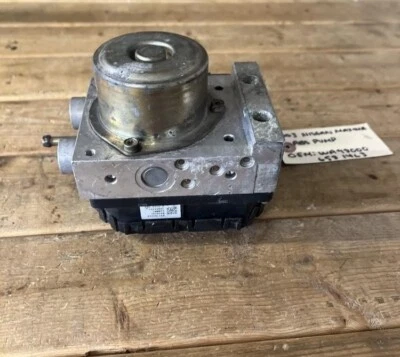 2002-2003 Nissan Maxima Anti Lock Brake Pump Assembly W/Traction Ctrl System Oem - Image 1 of 3