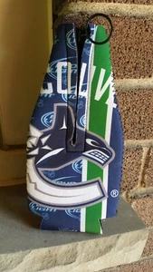 VANCOUVER CANUCKS / BUD LIGHT ZIPPERED BOTTLE COZY - Foto 1 di 2