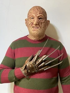 WFX Freddy Krueger Silicone Mask Metal Blades Realistic Glove Sweater L/XL EUC - Picture 1 of 13