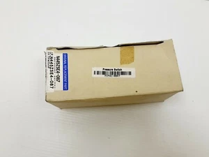 New SMC ZSE40-C6-30-M Pressure Sensors - Picture 1 of 8