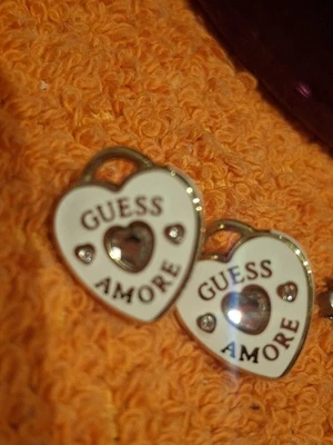 GUESS Ohrstecker Herzform  - Bild 1 von 4