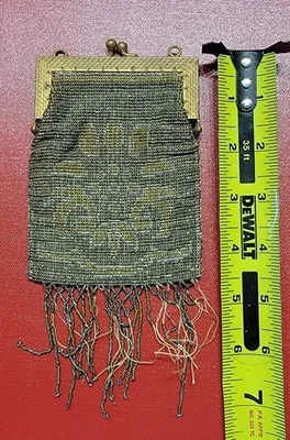 Cartera/muñequera francesa antigua de malla metálica diseño floral Foto 1 de 4