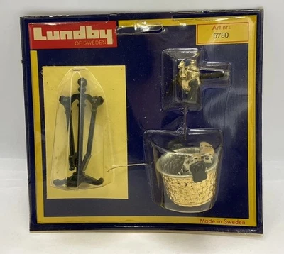 Vintage Lundby Dolls House Fireplace Accessories  (VEC/72) - Изображение 1 из 3
