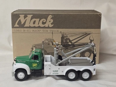 Grúa/remolcadora Mack B-61 1960 aceite primera marcha #19-2240 diecast 1:34 BP  Foto 1 de 4